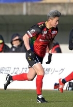 ５９歳カズはアウェー岐阜戦でベンチ入りも出番なし…チームは逆転負け