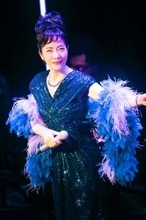 坂本冬美「ここまで歌ってこられたことが幸せ」　５９歳誕生日にドレスでビルボードライブ開催　「夜桜お七」「遠い昔の恋の歌」など全身全霊１２曲