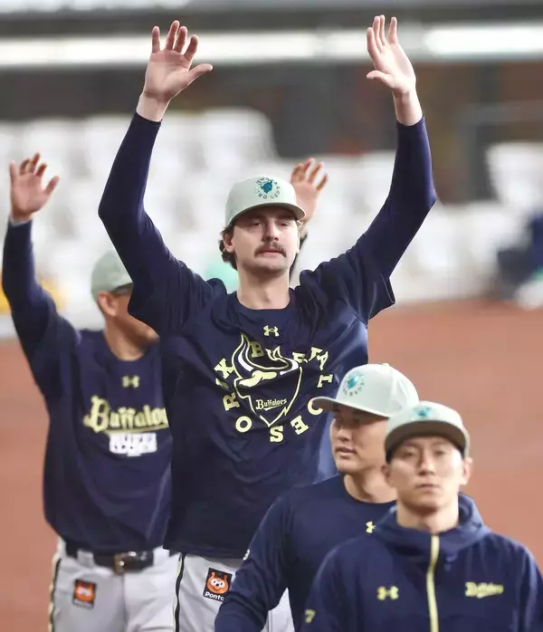 「【オリックス】ジェリーが４・５の日本ハム戦でデビュー「グレートなフィーリングです」２１３センチの新助っ人は悠然」の画像