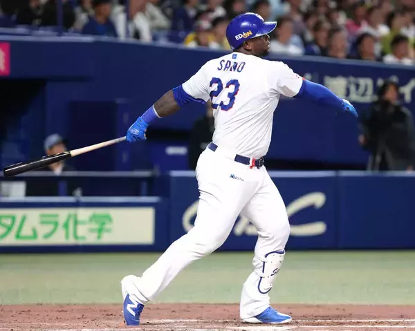 【中日】サノーが来日初の３番　加藤匠馬が「８番・捕手」…阪神戦スタメン