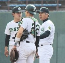 【大学野球】専大が開幕８連勝で東都２部優勝…元広島・町田公二郎監督が就任１年目Ｖ　９年ぶり１部復帰へ入れ替え戦に臨む