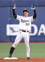【オリックス】５回に打者１１人で一挙７得点！岸田護監督「山中の一本で一気に乗った」「（曽谷は）意図のある球」