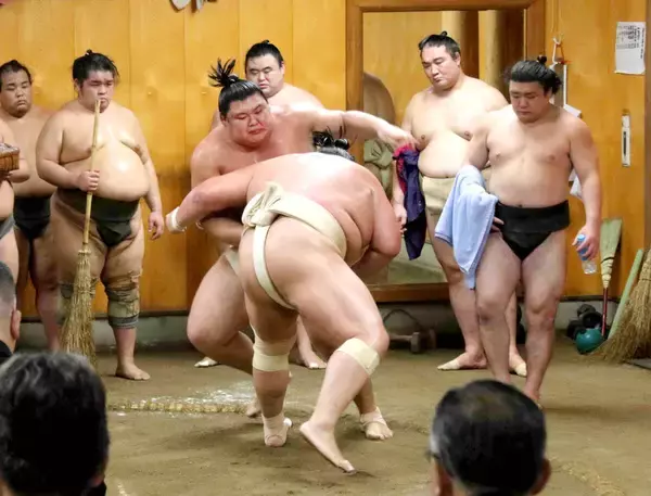 大の里が秋場所に向け貫禄たっぷり　大関・琴桜を圧倒し「１５日間戦える体はできつつある」と自信