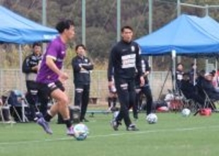 【Ｊ２藤枝】槙野智章監督が就任後初勝利　対外試合２戦目でＪ２いわきに４―２白星　ＤＦ中川創が先制ゴール