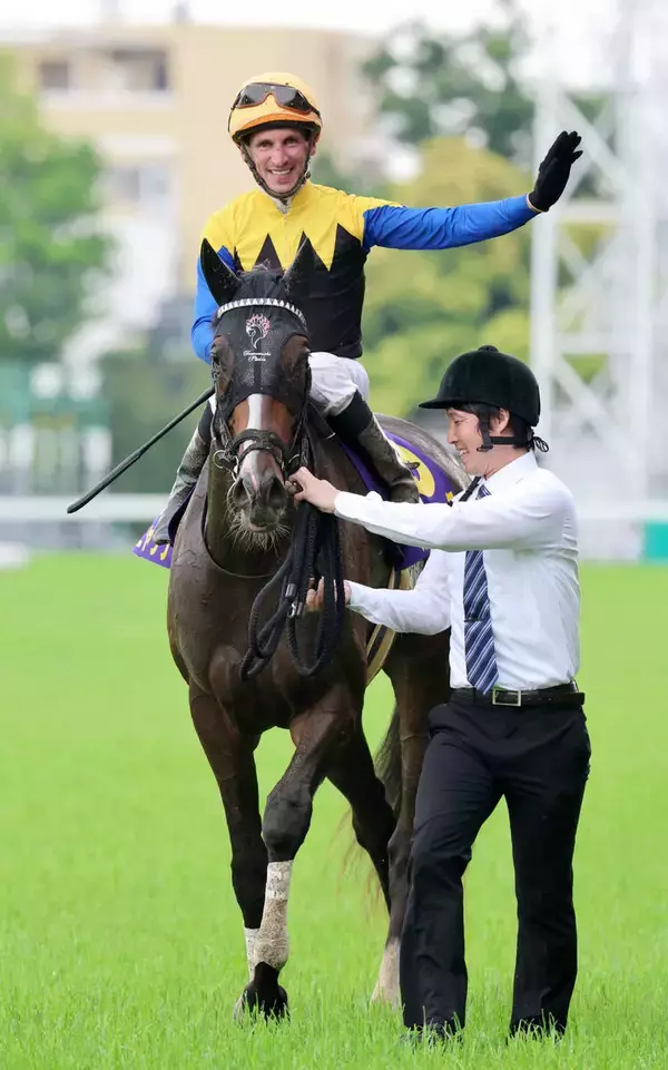 「シュタルケおじさん引退まじか…」ドイツの５２歳名手が電撃引退　今春も短期免許で来日希望もかなわず決断