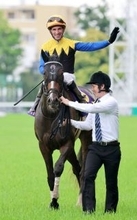 「シュタルケおじさん引退まじか…」ドイツの５２歳名手が電撃引退　今春も短期免許で来日希望もかなわず決断