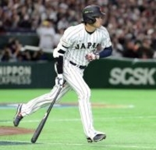 大谷翔平に先制グランドスラムの期待も…二塁走者・牧秀悟が痛恨のけん制死　東京ドームため息　４回まで両軍無得点