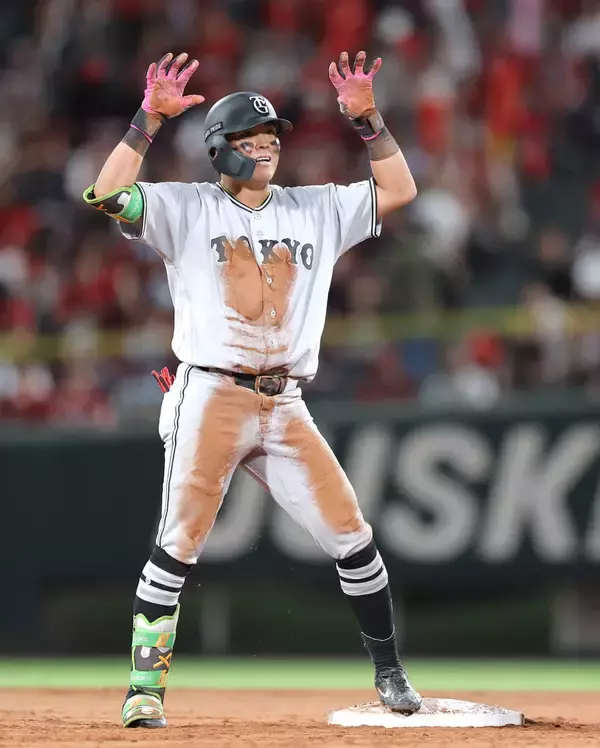 【巨人】育成５位ルーキーが２夜連続のタイムリー！知念大成、右中間に適時二塁打　プロ初長打→二塁ヘッスラ