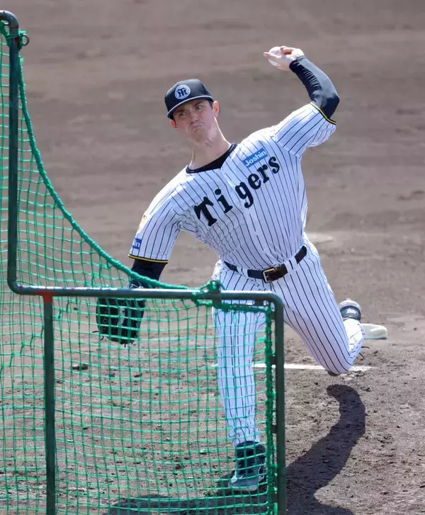 【阪神】イケメン新助っ人ルーカス、毎朝の愛妻との電話が活力　ライブBPで安打性１本の好投