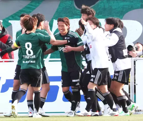 【Ｊ３松本】ホーム開幕戦で札幌に３―０圧勝…次節信州ダービーへ向け先制点のＦＷ加藤拓己「２点ぐらいは…」