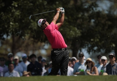 【マスターズ】２１年覇者の松山英樹は７０で首位マキロイと１０打差の１６位に「いいのか悪いのか。ちょっと判断ができないようなラウンド」　今季メジャー初戦第２日