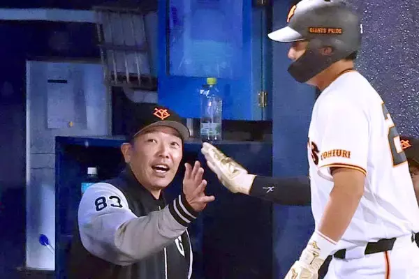 連勝の巨人、スタメン平均２５・８歳！開幕から約３歳若返り　阿部慎之助監督「どんどん使っていこうと思っています」