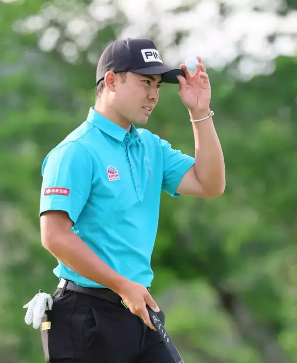 史上初の大会連覇へ…蟬川泰果は２差７位発進「パッティングからドライバーまでいいフィーリング」