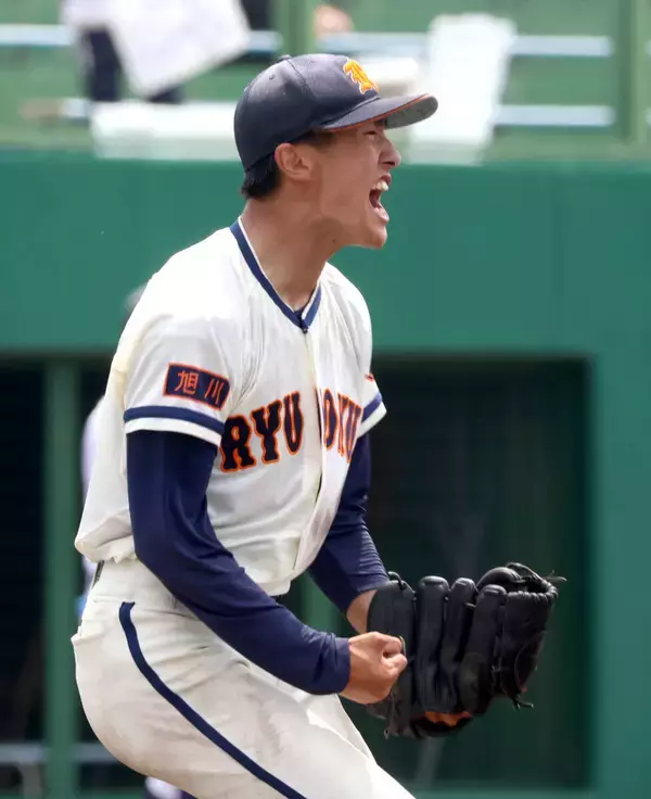 【高校野球】約１６０キロ離れた帯広で旭川勢対決！　旭川龍谷が旭川東撃破で１６強　橋元隆之介主将「不思議な感じでした」