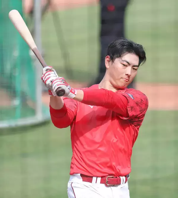 【広島】佐藤啓介がプロ初の２番！７・１４以来のスタメン　辰見鴻之介は代走シーズン最多盗塁に王手　大逆転ＣＳへ３位・ＤｅＮＡと３・５差