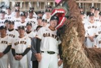 【巨人】石塚裕惺が獅子にかまれる　リチャード、知念大成も