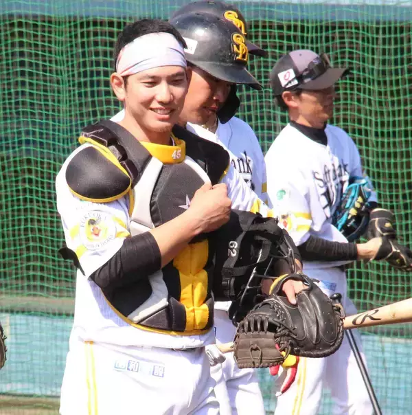 【ソフトバンク】栗原陵矢が捕手再挑戦「遊びじゃないですから」初日からフルメニュー