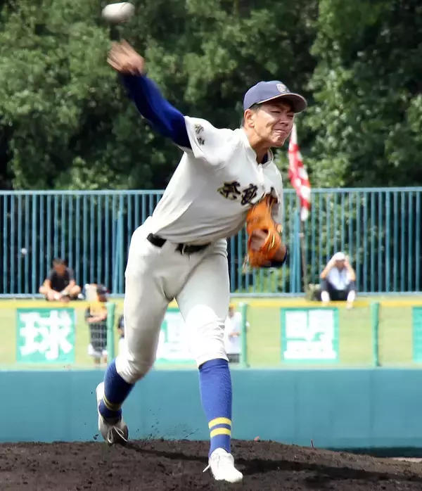 【高校野球】元祖「青のプライド」聖地まであと一歩　奈良大付の応援団長「本家として甲子園で」の願いも…