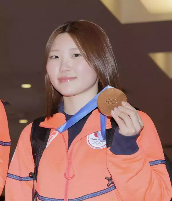 【五輪】スノボＨＰ銅の小野光希が帰国会見「感謝の気持ちが込み上げています」
