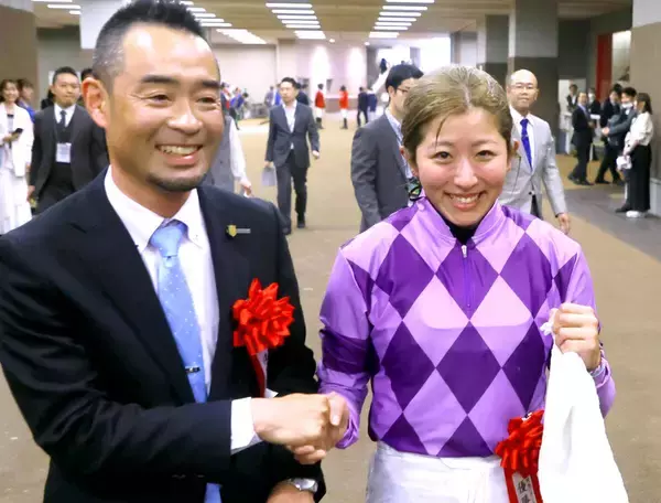 【オークス】寺島良調教師、まな弟子・今村聖奈騎手と開業１１年目でのＧ１初制覇「うれしいとしか言いようがない」