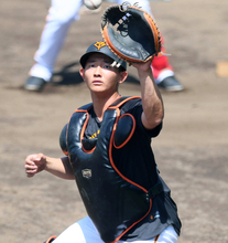 【巨人】育成３位ルーキー・松井蓮太朗が鎖骨骨折で故障班合流　ファウルチップが直撃