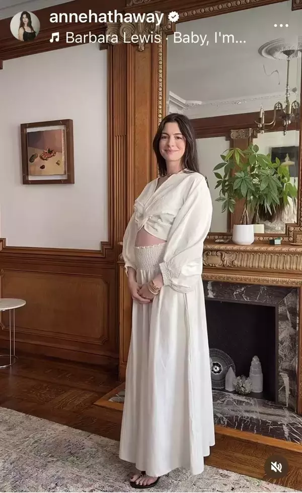 オスカー女優・アン・ハサウェイ４３歳、第３子妊娠をＳＮＳで公表　「プラダを着た悪魔２」が大ヒット中
