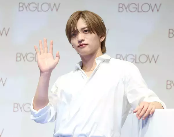 ｔｉｍｅｌｅｓｚ・猪俣周杜　天然回答連発「外国語と韓国語を勉強」「鳥と話したい」…寺西拓人とスカイダイビングに意欲も