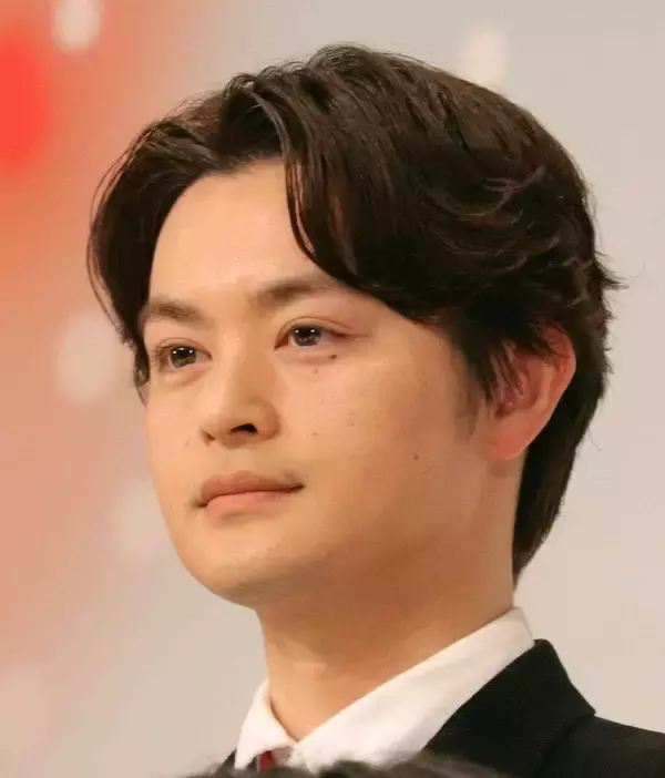 瀬戸康史が雰囲気激変、ワイルド化！口元のヒゲに「似合う」「素敵」「良き」…２０２０年に山本美月と結婚＆１児の父