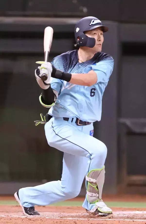 【西武】７回に一挙５得点で勝ち越し！　「よっしゃー！」源田壮亮の同点適時打→ドラ１・小島大河の６号３ラン