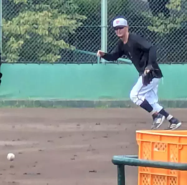 【巨人】吉川尚輝が離脱後２度目の屋外ノックで軽快な動き　今クールからマシン打撃を再開　門脇誠もリハビリ順調