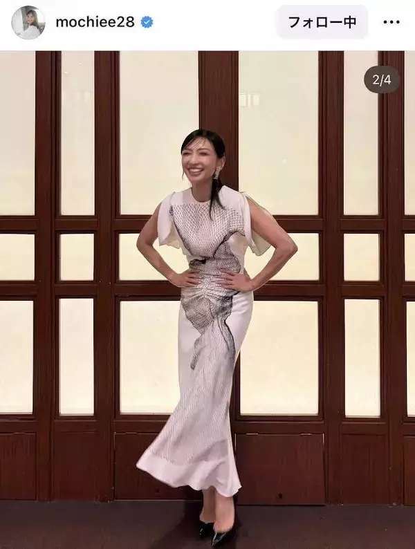 望月理恵アナ「ヘアピン何本使ったの」バッチリ髪形ショットが大絶賛！「クレオパトラ」「エレガントにも程がある」