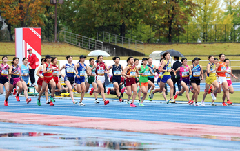 全日本大学女子駅伝は１２時１０分号砲　気温２０度予報と絶好のコンディション　城西大、大東大ら全２７チームが杜の都路へ