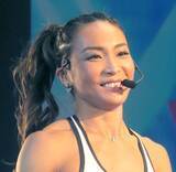 「第１子妊娠中のＡＹＡがふっくらお腹のマタニティー姿を公開！「性別はどちらなのかなぁ～」」の画像1