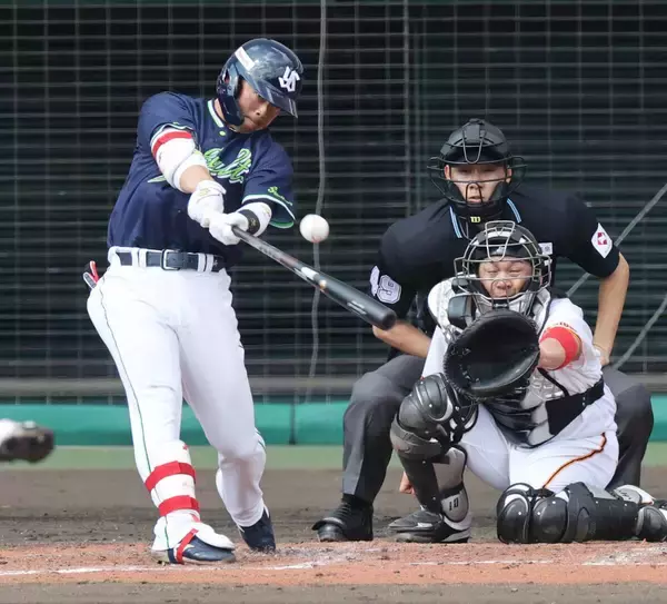 【ヤクルト】丸山和郁が定位置奪取へアピールの同点三塁打「打てないと試合に出られない」