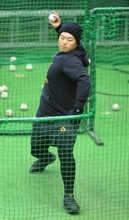 【巨人】ブルペン捕手から異例の配置転換　尾中智哉打撃投手「迷いはなかった」…裏方スタッフ随時紹介