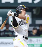「【ソフトバンク】柳田悠岐が「８８年世代」の前田健太と１３年ぶりに対決　第１打席は左前打」の画像1