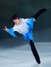 羽生結弦さん５００回以上聴き込んだ「幾重」　前転から膝抱え「過去から現在へ」　一問一答その２