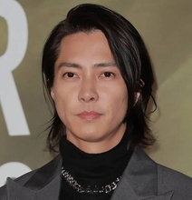 山下智久、“亀”梨へ祝福メッセージ「おめでとう。幸せを。」２０年前にユニット大ブレイク「マジ感動」「愛情たっぷり」