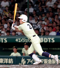 【甲子園】センバツ８強の英明が１５年ぶりの夏勝利で初戦突破　３番・松原蒼真が決勝の３点二塁打　エース左腕・冨岡琥希は１失点完投
