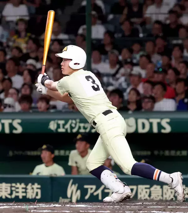 【甲子園】センバツ８強の英明が１５年ぶりの夏勝利で初戦突破　３番・松原蒼真が決勝の３点二塁打　エース左腕・冨岡琥希は１失点完投