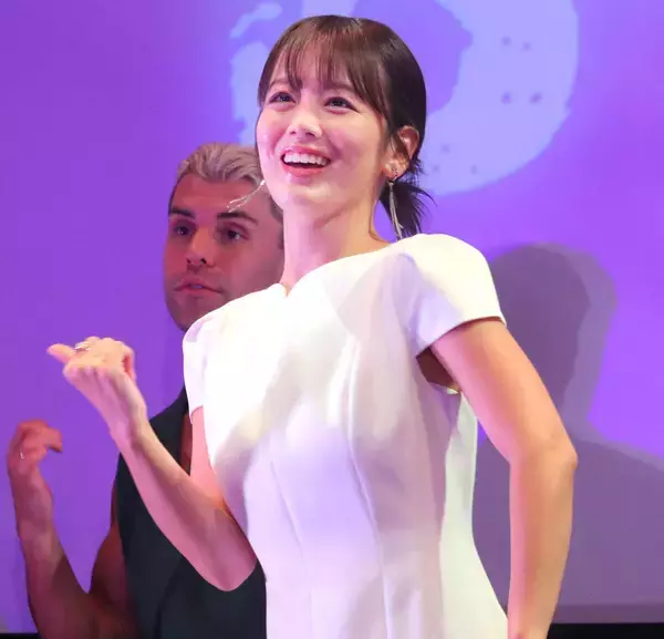 伊原六花「一緒に踊れる日が来るなんて！」世界トップダンサー「ＢＵＲＮ　ＴＨＥ　ＦＬＯＯＲ」とパフォーマンス披露