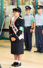 ゴルフ「天才少女」須藤弥勒が「一日警察署長」　明徳の地元の高知・須崎署で“重大任務”