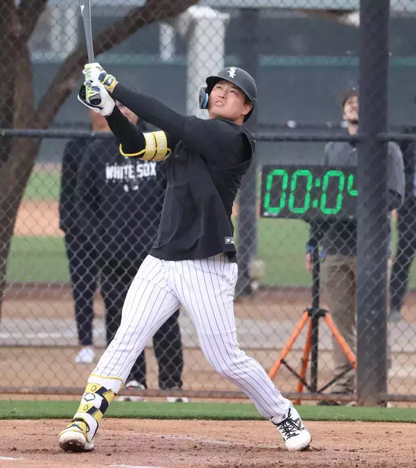 村上宗隆が日本時間２１日にオープン戦デビュー　いきなり鈴木誠也との侍対決も