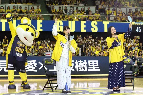 見上愛＆上坂樹里、宇都宮餃子を「本当にたらふくいただきました」…「風、薫る」の舞台・栃木でバスケ試合イベント登場