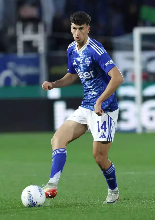 アーセナル、来夏の補強はセンターバックから！　ガブリエウの後継に２１歳DF浮上