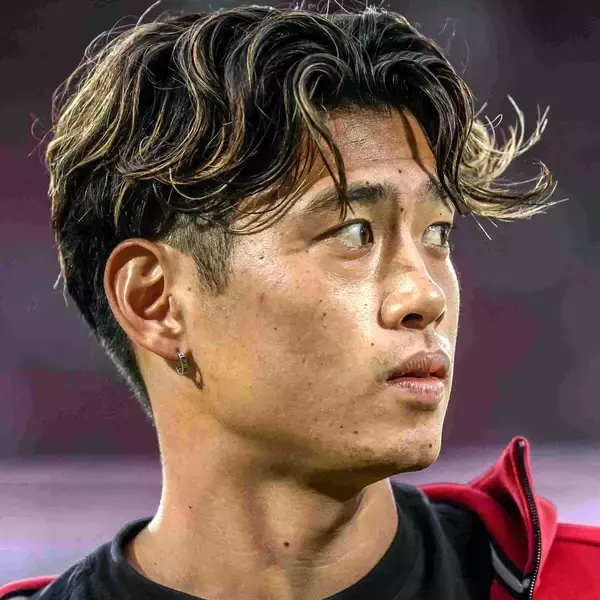 フライブルクＭＦ鈴木唯人は最終節もベンチ外…右鎖骨骨折の影響で　北中米Ｗ杯日本代表