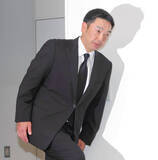 「【巨人】辞任の阿部慎之助前監督が会見「伝統ある巨人軍の監督の名を汚し、深く謝罪したい」娘への暴行容疑で逮捕」の画像1