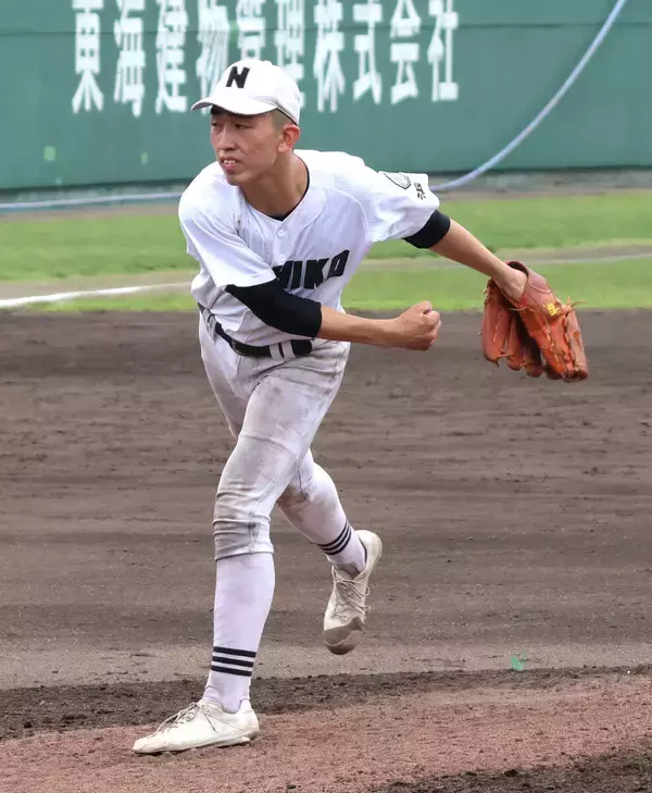 【高校野球】右足には金属プレートが入ったまま　浜松西エース・安間壮吾が傷だらけの完投も　第２シード浜松商撃破にあと一歩届かず　
