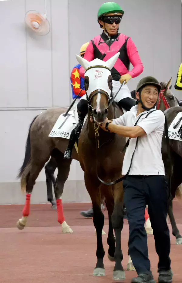【中京３Ｒ・２歳新馬】上がり最速も届かず...２・４億円馬ベルコートは３着　川田将雅騎手「ゲートが好きじゃないので...」
