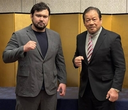 藤波辰爾、記者会見でウルフアロンとの「初対決」へ決意表明…「今からゾクゾクする気持ちでいっぱい」…１１・６後楽園ホール全対戦カード